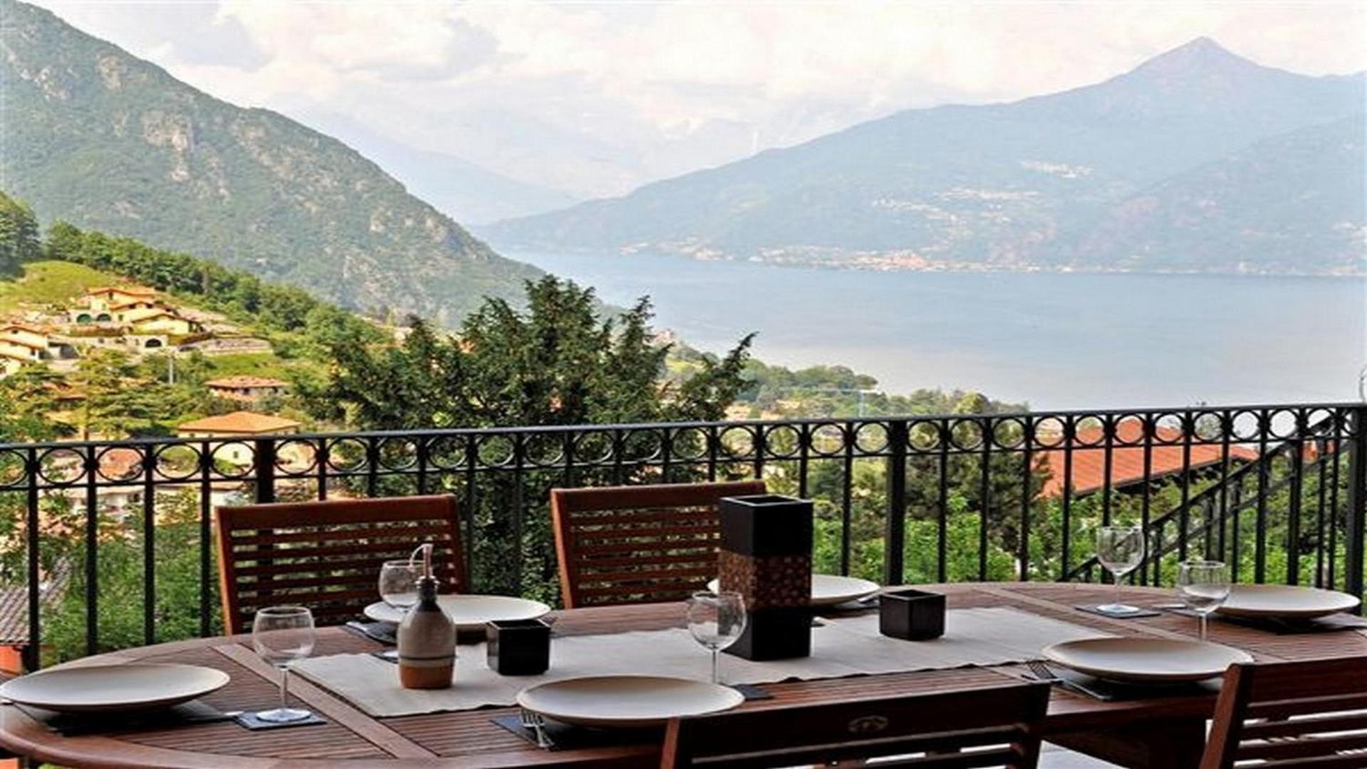Clubhouse Villa Menaggio Exteriör bild